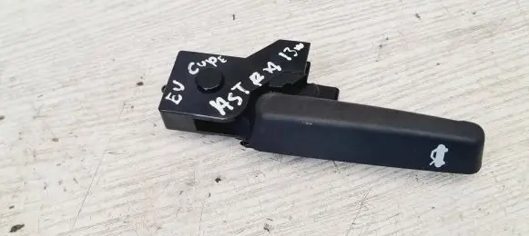 Opel Astra J Engine bonnet (hood) release handle