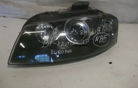 Audi A3 S3 8P Headlight/headlamp 8P0941003R 0301231271