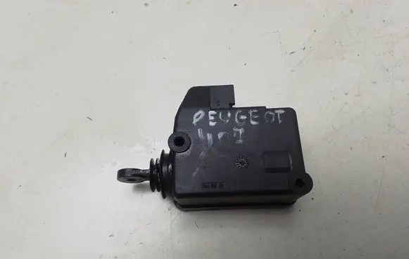 Peugeot 607 Central locking motor 