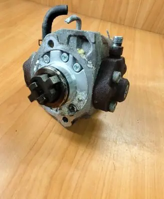 Fuel injection high pressure pump