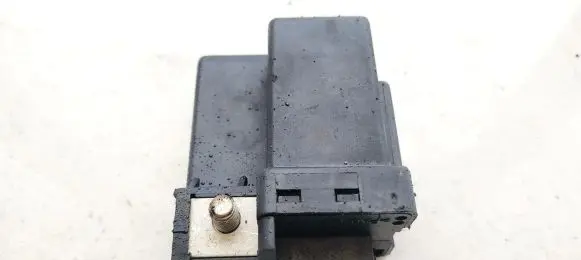 BMW 5 E39 Glow plug pre-heat relay 2246919 72rb510