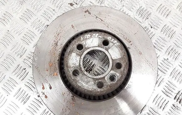 Volvo V70 Front brake disc 
