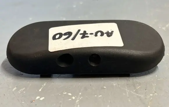 Audi A3 S3 8P Windshield washer spray nozzle 8P0955987
