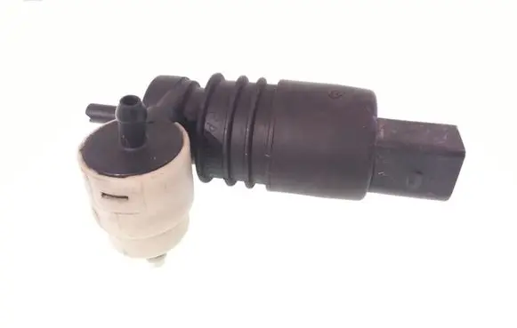Volkswagen Golf IV Windscreen/windshield washer pump