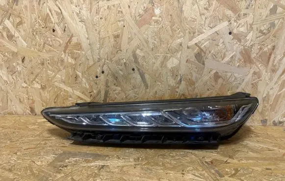 Hyundai Kona I LED Daytime headlight 92207J90
