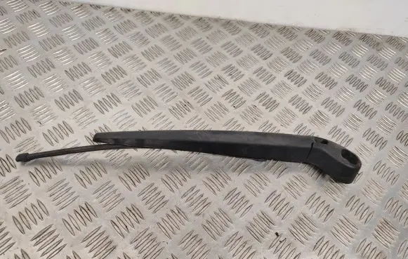 Volvo XC70 Rear wiper blade arm 30663892