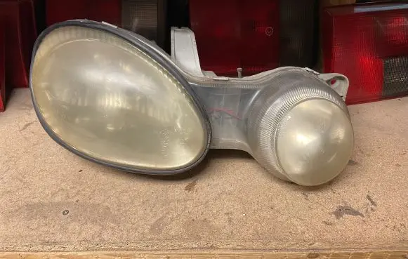 KIA Shuma Headlight/headlamp 0K2B151020 0K2B151020R
