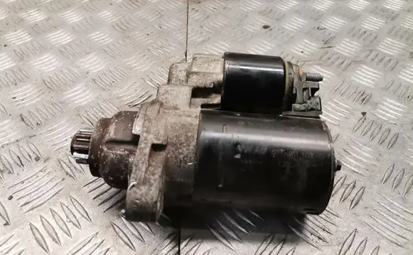 Volkswagen Golf IV Starter motor 021911023g