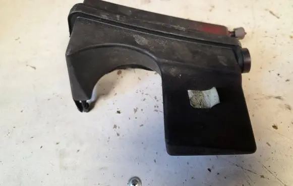 Mercedes-Benz C W203 Vacuum air tank A6110780290