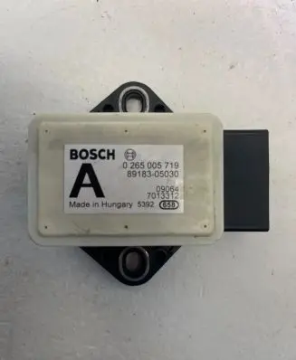 Toyota Avensis T250 ESP acceleration yaw rate sensor 8918305030 7013312 0265005719