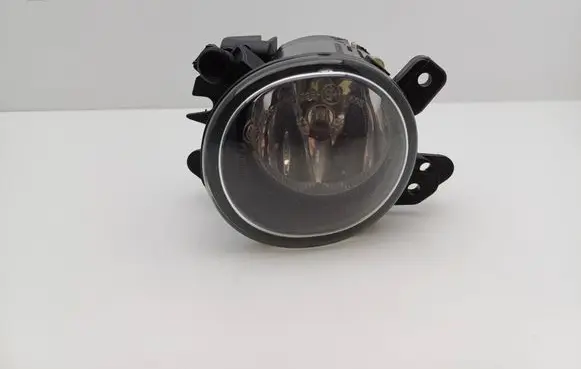 Mercedes-Benz B W245 Front fog light A2518200756