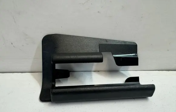 Mercedes-Benz C W205 Sliding door rail trim A2059191100