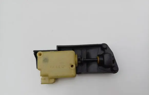 Volvo S70 V70 V70 XC Fuel tank cap lock motor 9483311