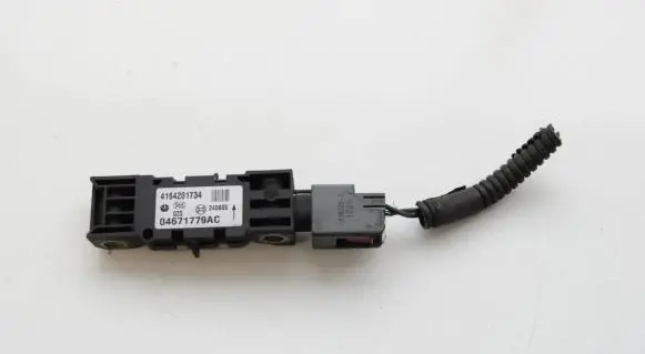Jeep Grand Cherokee (WK) Airbag deployment crash/impact sensor 04671779AC