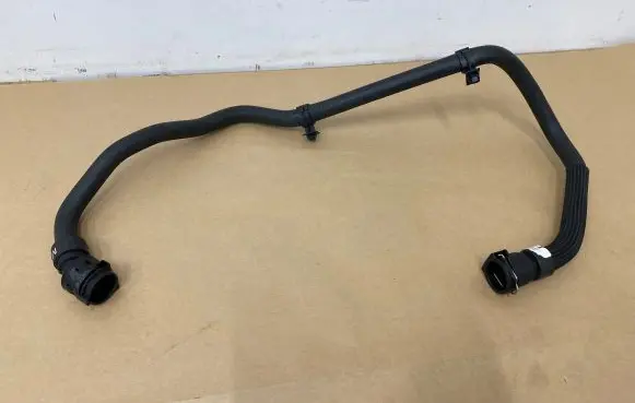 Peugeot 2008 II Engine coolant pipe/hose 9853184480