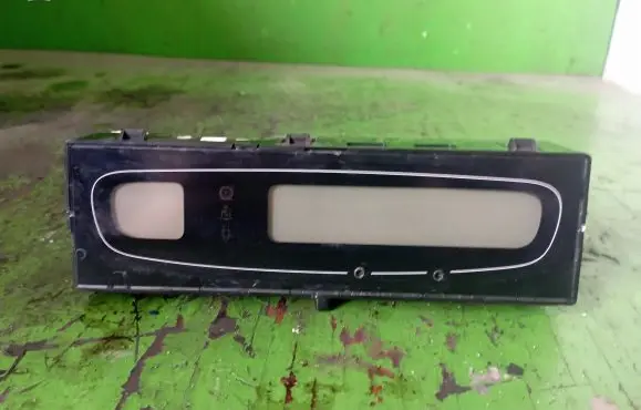 Renault Laguna II Screen/display/small screen 8200002604A