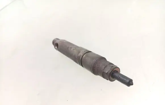 Renault Megane I Fuel injector 8200047509