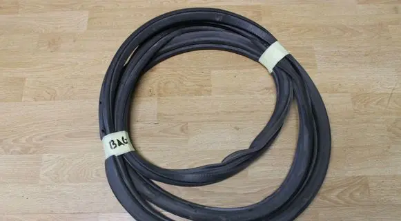 Volvo XC90 Seal rubber (tailgate) 
