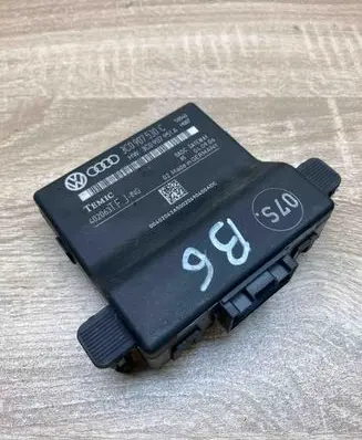Volkswagen PASSAT B6 Gateway control module 3C0907530C 3C0907951A USED