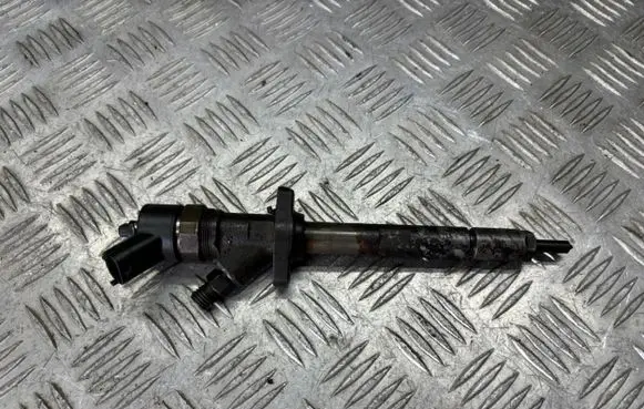 Peugeot 607 Fuel injector 9637277980