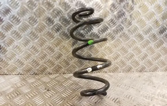 Nissan X-Trail T32 Rear coil spring