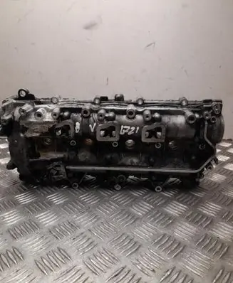 Peugeot 5008 Engine head 1638150880