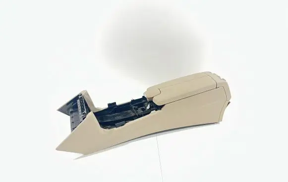 Mercedes-Benz C W204 Glove box central console A212680