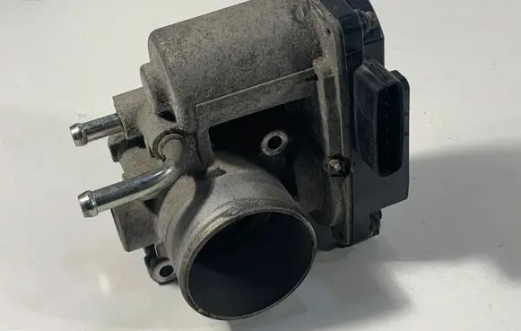 Opel Agila B Throttle valve 73K002040460