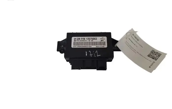 Opel Insignia A Seat control module 13575063 5DS93378140