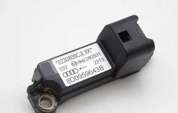 Audi A4 S4 B5 8D Airbag deployment crash/impact sensor 8D0959643B