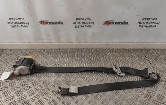 Toyota Yaris Front seatbelt 0430029