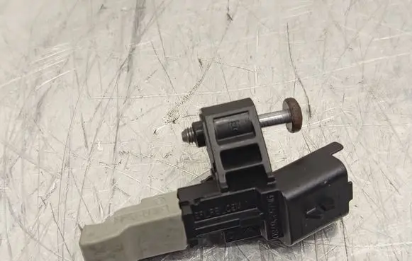 Opel Corsa F Crankshaft position sensor 9675226780