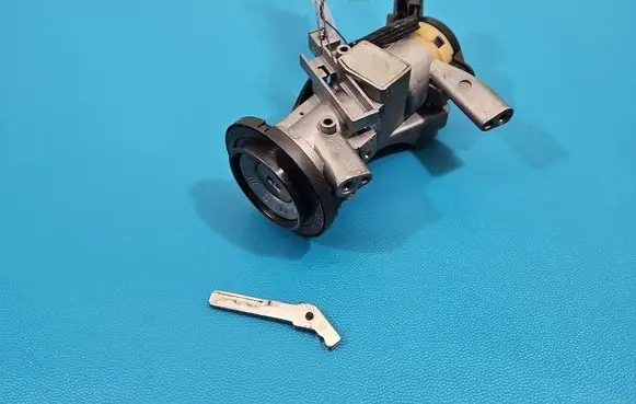 Volvo S40, V40 Ignition lock IMPRK1520368