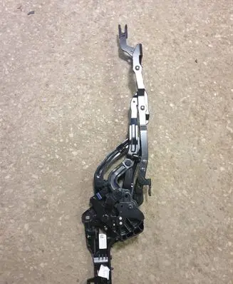 Chevrolet Camaro Convertible roof hinge 15122380200