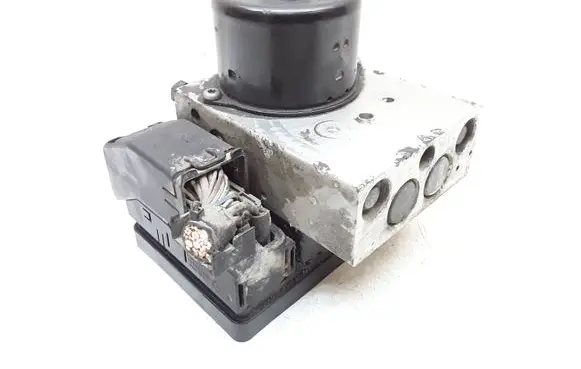 Volvo S60 ABS Pump 8619968