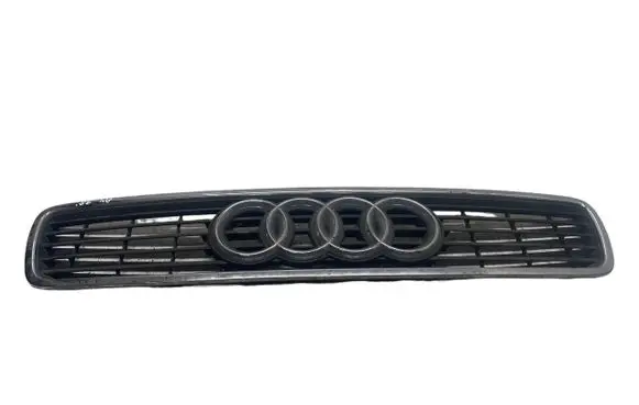 Audi A4 S4 B5 8D Front grill 8D0853651J