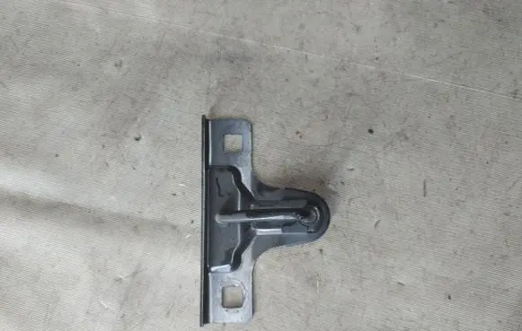 Ford Kuga I Trunk lock loop 8v41s404b13ab