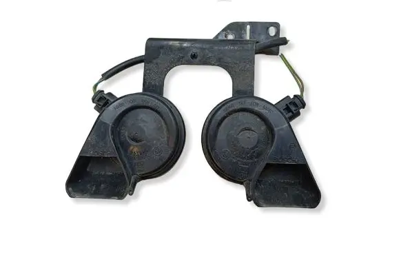 Audi A6 S6 C6 4F Horn signal 4F0951229