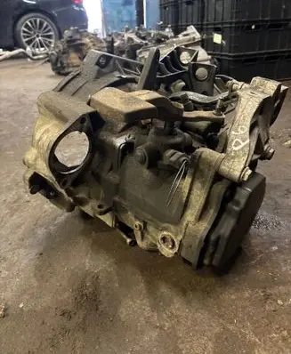 Volkswagen PASSAT B6 Manual 5 speed gearbox KBM