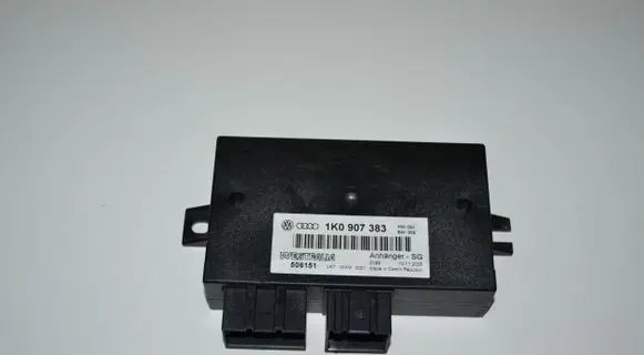 Volkswagen PASSAT B6 Tow bar trailer control unit/module 1K0907383