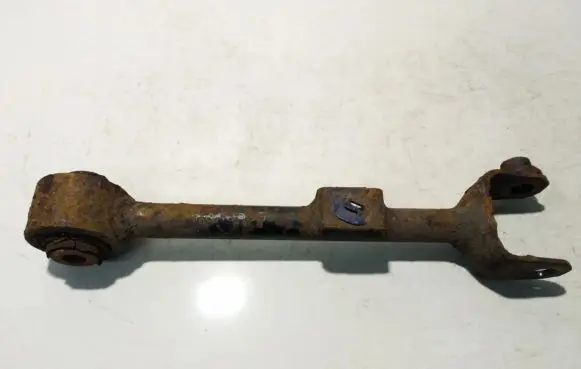 Honda FR-V Rear upper control arm/wishbone