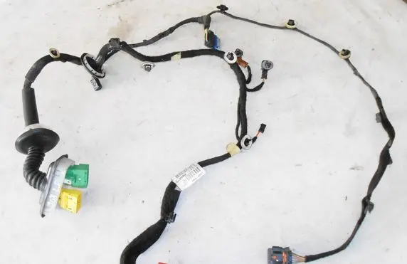 Peugeot 208 I Front door wiring loom/harness boot 9805740780