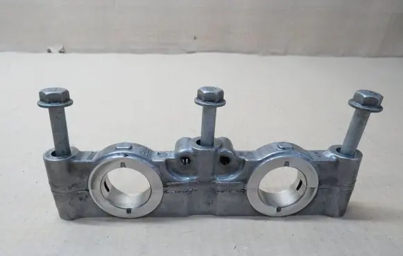 Opel Insignia B Camshaft holder