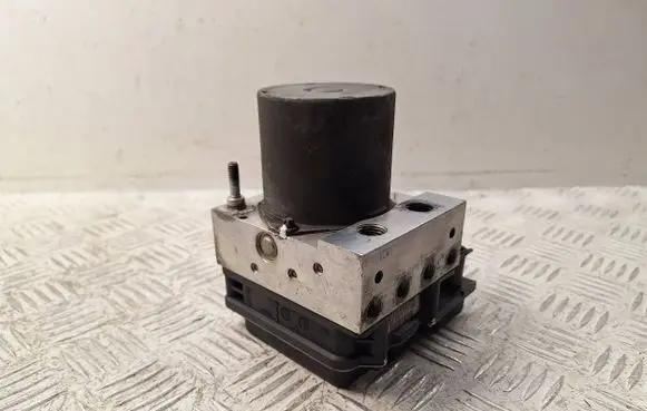 Toyota Corolla Verso AR10 ABS Pump 440500F030 0265950412