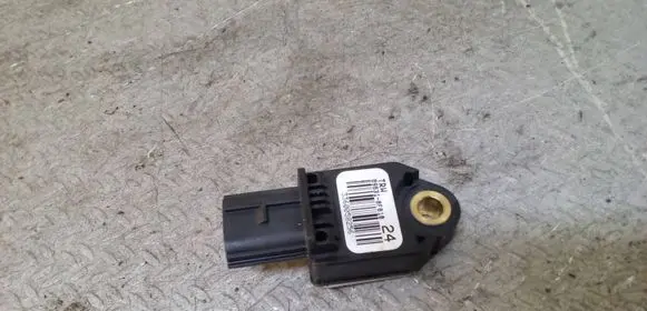 Toyota Verso Airbag deployment crash/impact sensor 898310F010