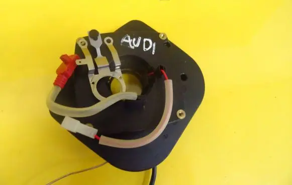 Audi A4 S4 B5 8D Airbag slip ring squib (SRS ring) 4D0951543D