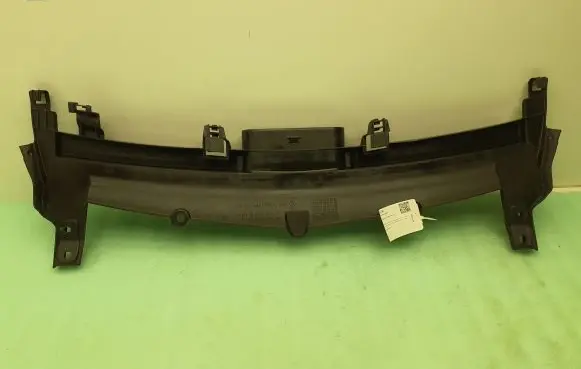 Mercedes-Benz GLC X253 C253 Radiator trim A2535003200