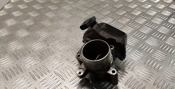 Skoda Octavia Mk2 (1Z) Electric throttle body valve 03L128063Q