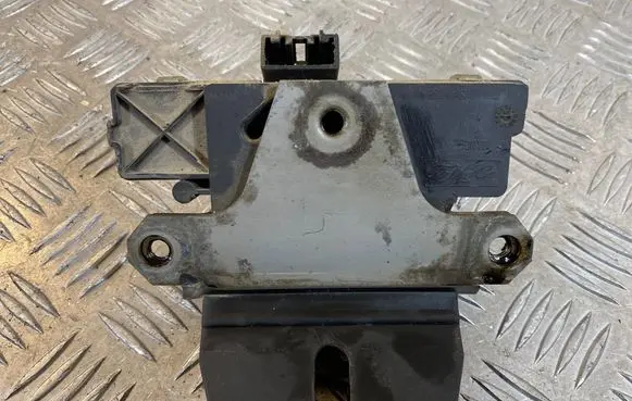 Ford Galaxy Tailgate/trunk/boot lock/catch/latch 3M51R442A66AB