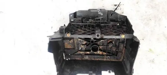Battery box tray